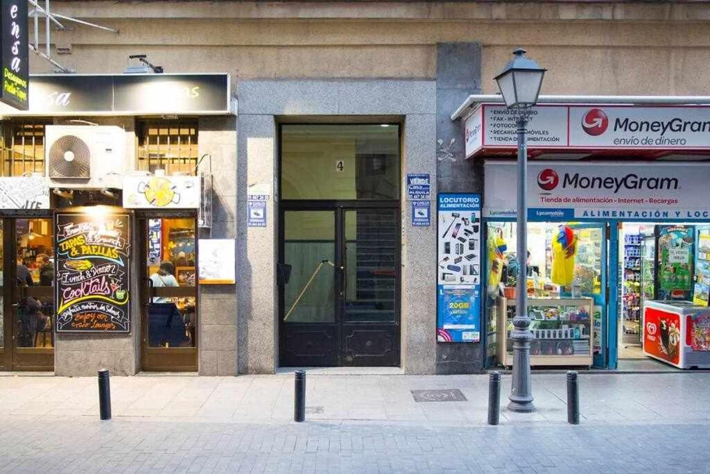 Apartamento En Plaza Callao Madrid Luaran gambar